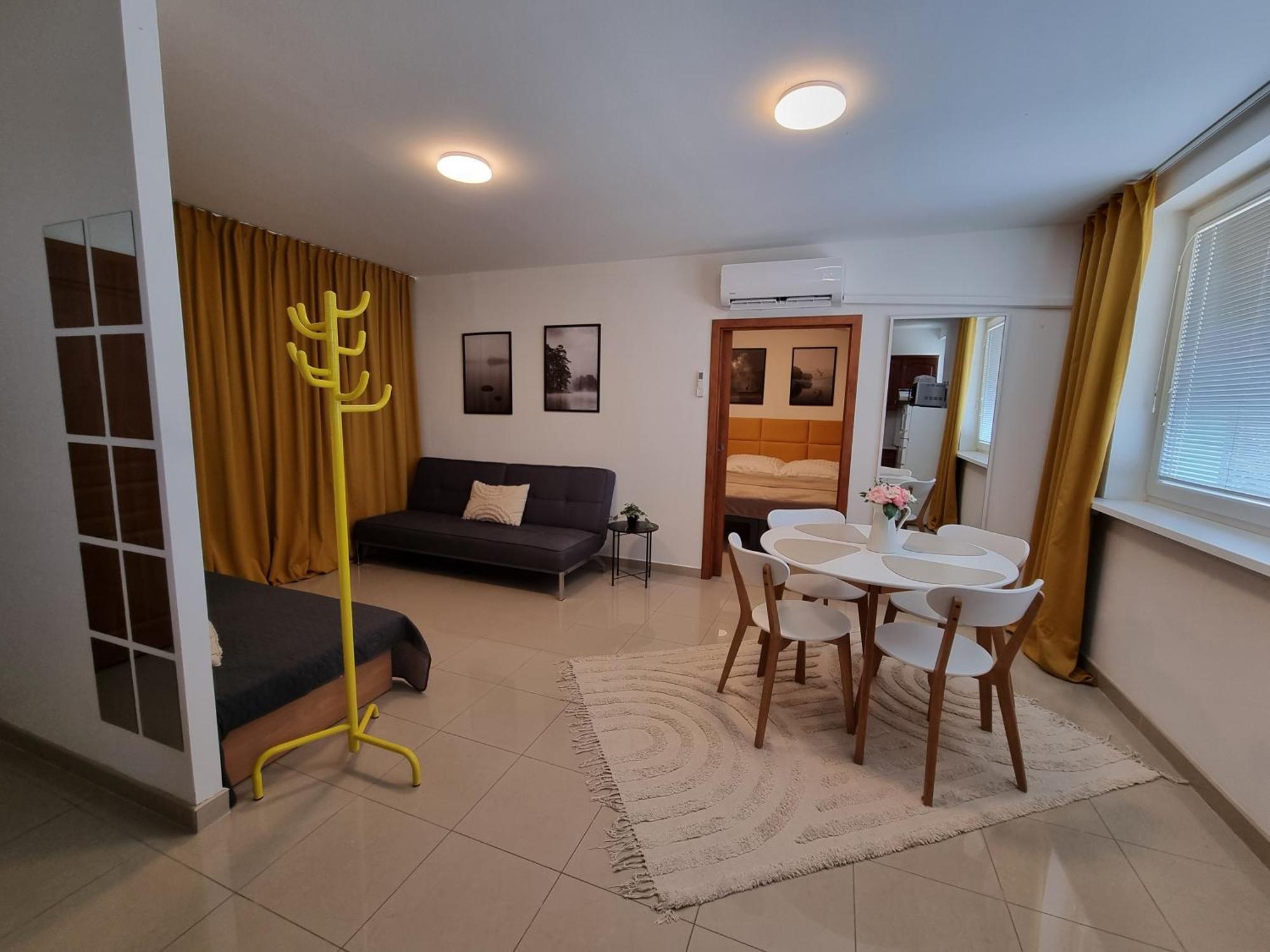 Turecka 49 Apt 2 Nove Zamky Bagian luar foto